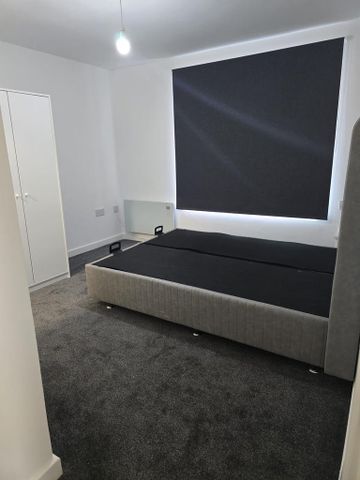 1 bedroom in a house share to rent - Photo 3