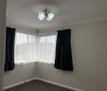 Sunny and Large Home in Kilbernie - Photo 6