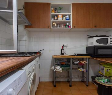 Single Bed in Rooms for rent in 4-bedroom roomshare in Ciutat Vella - Photo 5