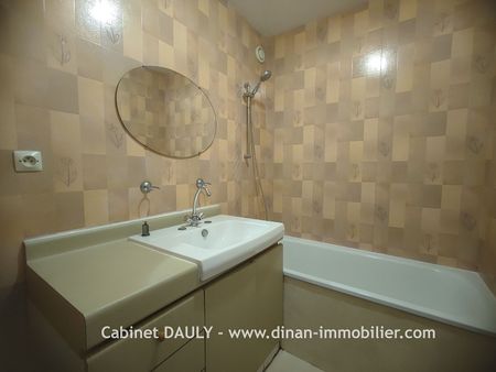Location Appartement 2 pièces 49m² DINAN 22100 - Photo 5
