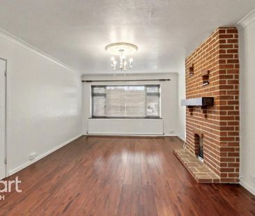 4 bedroom detached house to rent - Photo 2