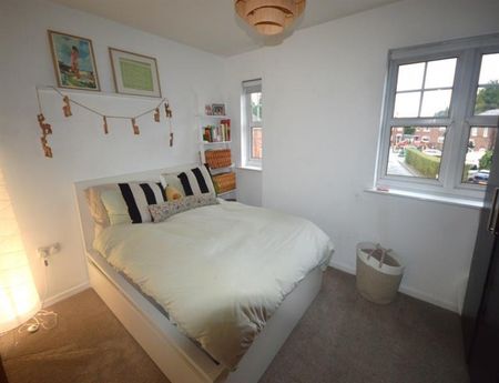 2 Bedroom Apartment To Let - Photo 2