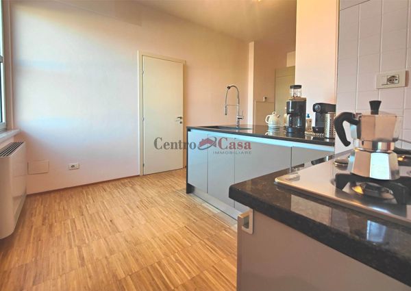 Signorile appartamento di 176 mq. ristrutturato, con vista panoramica