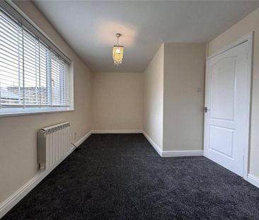 2 bedroom semi-detached house to rent - Photo 3