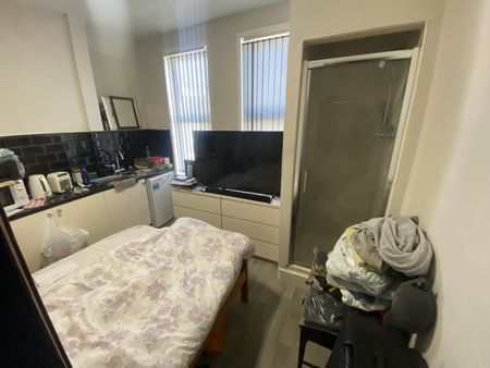 1 bed studio to rent Lewis Street, Walsall WS2 - Photo 4