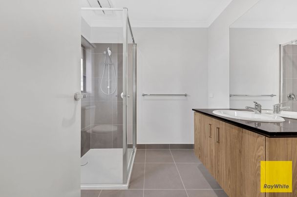 Spacious Double-Storey Home for the Growing Family! - Photo 1