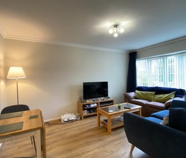 11 Strathearn Court, Holywood, BT18 9NP - Photo 4