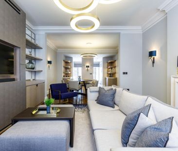 A luxury apartment on the second floor of an exclusive development launched by The Crown Estate, situated in the heart of St James's, London. - Photo 2