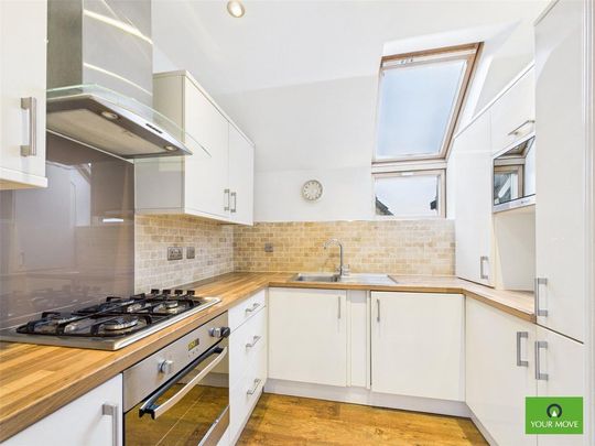 2 bedroom flat to rent - Photo 1