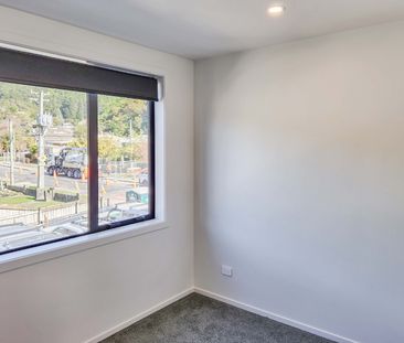 Townhouse Living - Photo 6