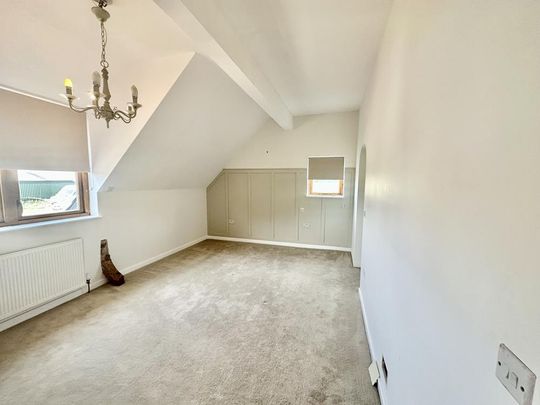 Available 3 Bed Not Specified - Photo 1