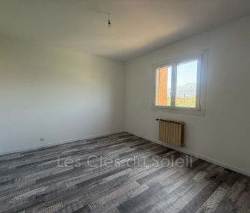 Location maison 2 chambres 102 m² Toulon - Photo 5