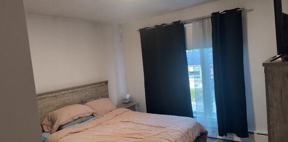 🏠 **5½ À LOUER – SHAWINIGAN-SUD – DUPLEX – CHAUFFÉ – 1 300 $/MOIS** - Photo 2