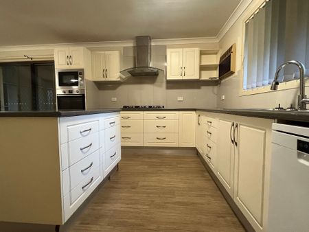 Large Unit - Photo 4