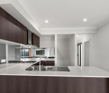 Ready To Move In! - Photo 6