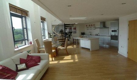 2 bedroom apartment to rent - Photo 2