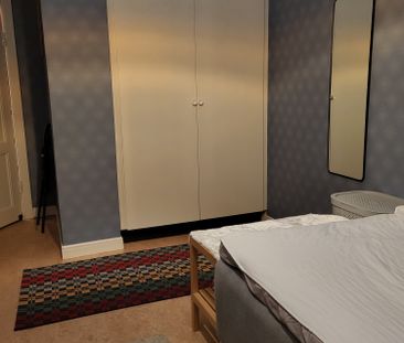 Hjalmar Söderbergs väg, Stockholm - Photo 3