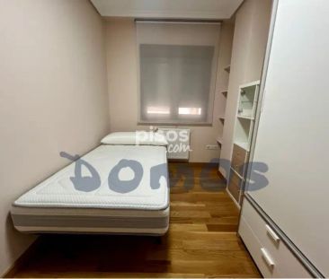 Apartamento en alquiler en Avenida de La Coruña, cerca de Ronda de ... - Foto 4
