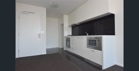 Mainpoint: 35th Floor - Spacious Apartment With Great Views! - Photo 4