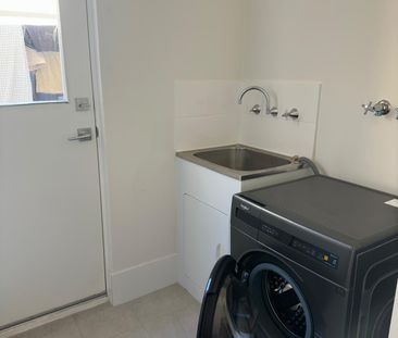 Ellenbrook - Photo 5