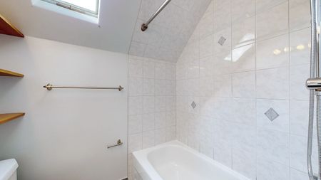 For Lease - 21 Pleasant Avenue, Toronto, Ontario - Photo 2