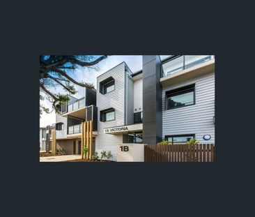 Location, Location, Location - Photo 6