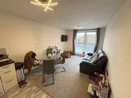 Edinburgh Gate, Harlow - Photo 3