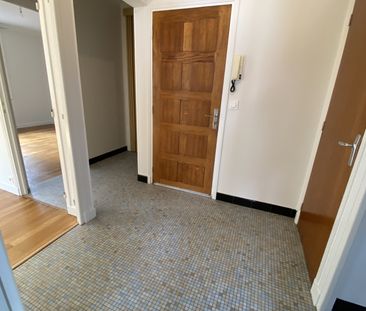 Location Appartement 4 pièces 80m² RODEZ 12000 - Photo 4