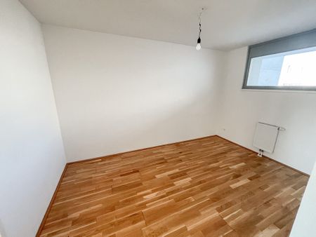 Gut geschnittene 2,5 Zimmer Wohnung mit neuer Küche mit Balkon in 1210 Wien - Photo 2