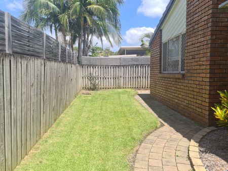 9 St John Court, 4226, Robina Qld - Photo 2