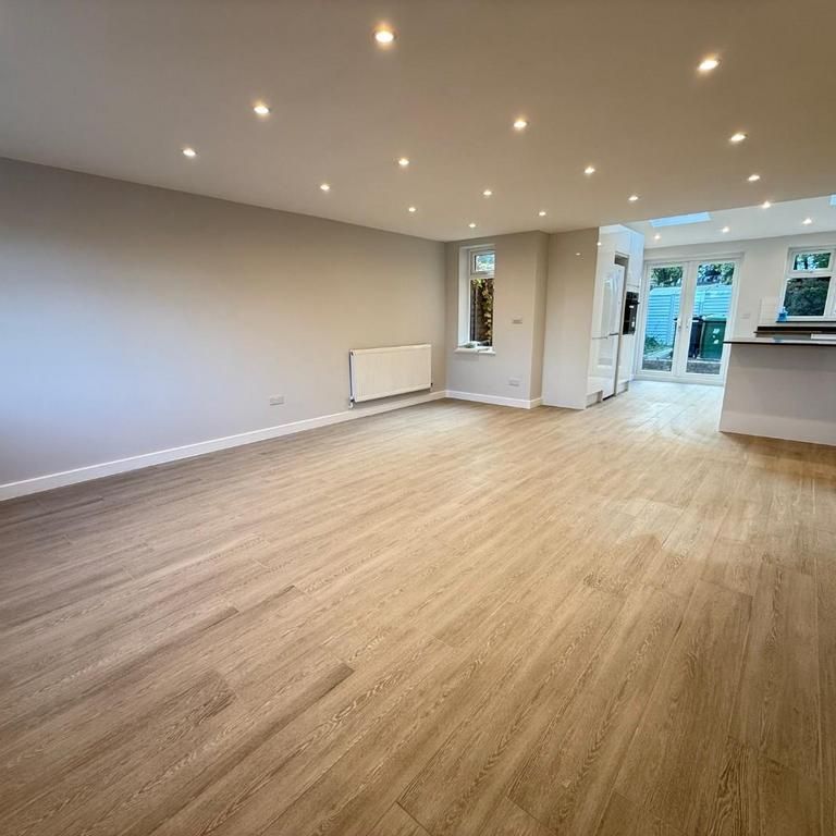 4 bedroom house to rent - Photo 1