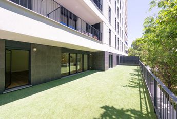 2 Bedroom Apartment with garden, Miraflores, Oeiras