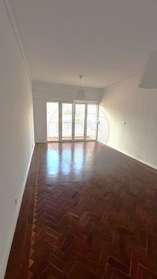 Apartamento T4 em Lisboa - Photo 1