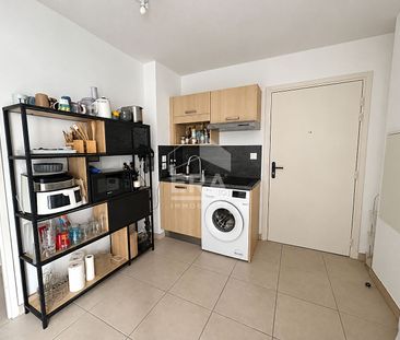 T2 meublé de 41,7 m² avec terrasse de 24 m² et box Marseille 12e - Photo 5