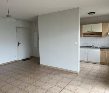 Location appartement t2 45 m² à Villefranche-de-Rouergue (12200) - Photo 3