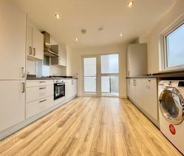 5, 25 Sandford Building, Bridge End, Belfast, BT5 4AW - Photo 3