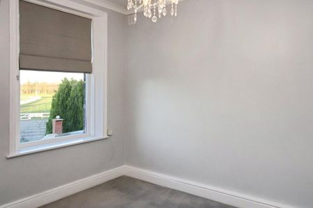 4 bedroom terraced house to rent - Photo 4