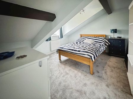 2 bedroom apartment to rent - Photo 4