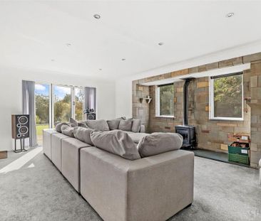 4 bedroom detached house to rent - Photo 1