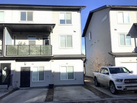 203 - 355 Redstone Walk Northeast, Calgary - Photo 2