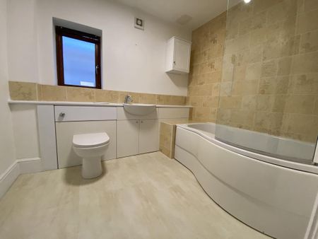 1 bedroom flat to rent - Photo 4