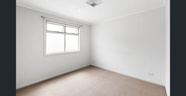 Beautiful 4-Bedroom Family Home for Rent! - Photo 1