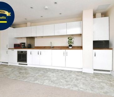 Chancellors Place, Chelmsford - Photo 3
