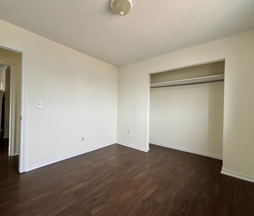 For Lease - 5 Ferndale Drive Unit# 2, Barrie, Ontario - Photo 1