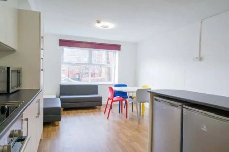 Standard Ensuite - Photo 2