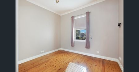 Family residence - Photo 4