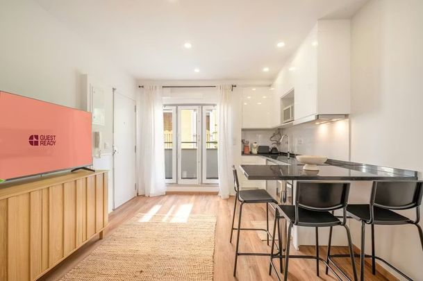 Rua São Boaventura, Lisbon, Lisbon 1200-408 - Photo 1