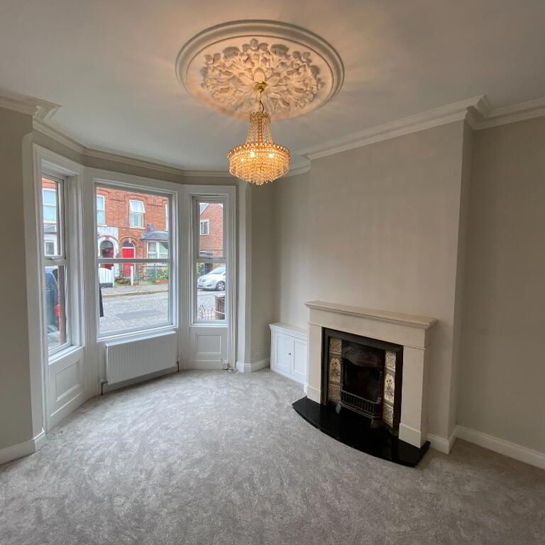 263 Ravenhill Avenue, Belfast, BT6 8LF - Photo 1