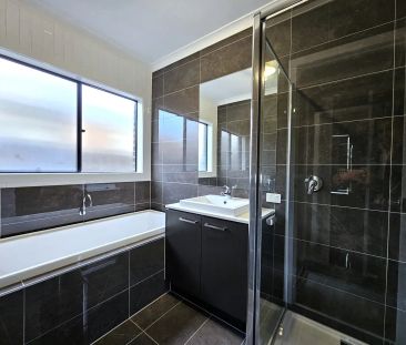 “Convenient Location, Close to all amenities !!!” - Photo 2