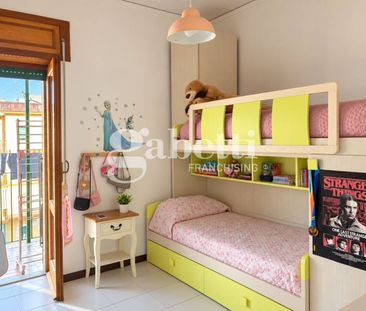 Quadrilocale viale di Augusto 111, Fuorigrotta, Napoli - Photo 6